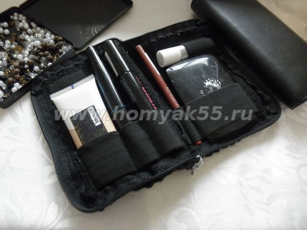 Компактная косметичка-органайзер