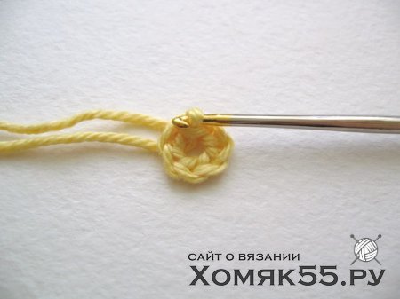 Маленький цветочек, связанный крючком. Мастер-класс