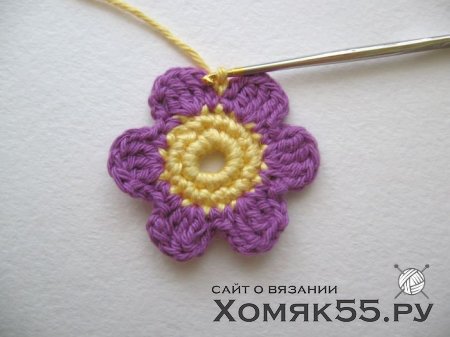 Маленький цветочек, связанный крючком. Мастер-класс