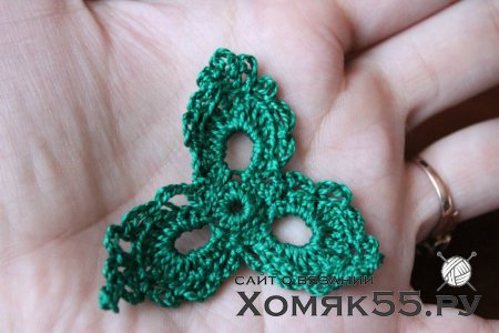Украшение для волос «Бордовая фиалка»