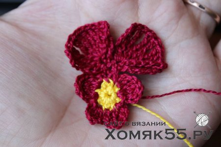 Украшение для волос «Бордовая фиалка»