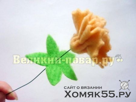 Гвоздика из фетра