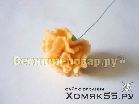 Гвоздика из фетра