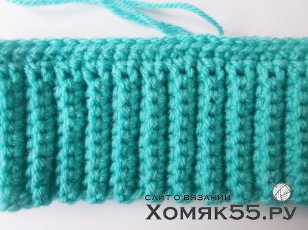 Шапка с помпоном крючком