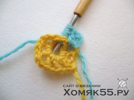 Прихватка из квадратных мотивов «Новогодняя»