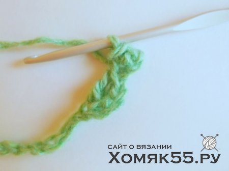 Настольная елочка крючком