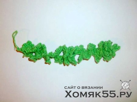 Настольная елочка крючком