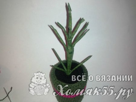Цветы в горшке крючком