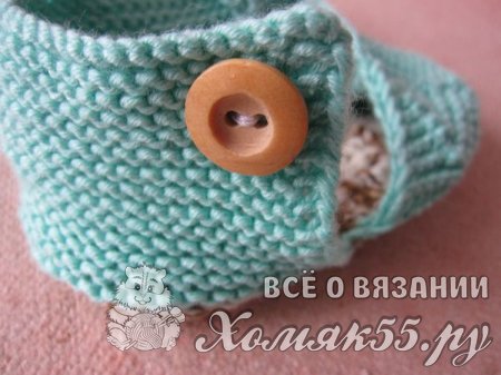 Пинетки-сандали спицами и крючком