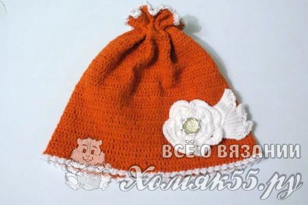 Весенняя шапочка для девочки крючком