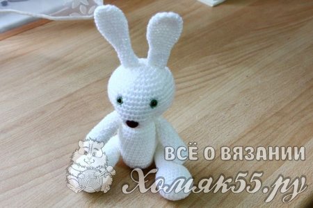 Вязаный заяц крючком