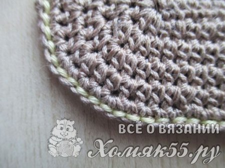 Жёлтые пинетки-сандалии крючком