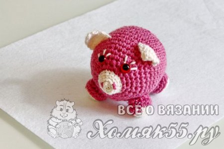 Вязаная крючком свинка