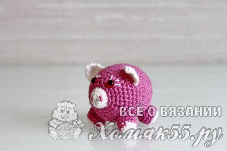 Вязаная крючком свинка