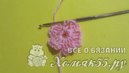 Маленькие цветочки крючком