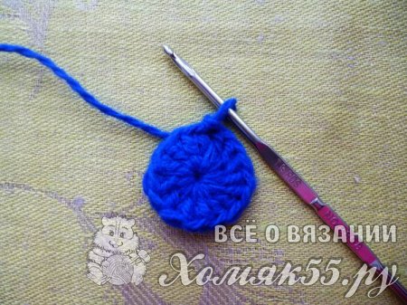 Шляпка, связанная крючком