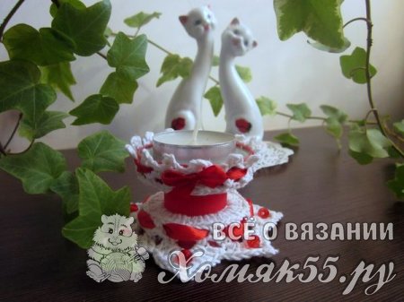 Вязаный крючком подсвечник «Клюква на снегу»