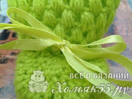 Зеленые пинетки крючком