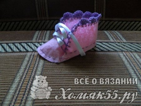 Как сшить пинетки из фетра