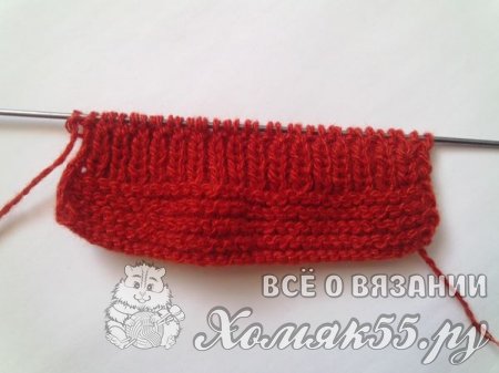Шапка и митенки спицами