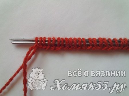 Шапка и митенки спицами