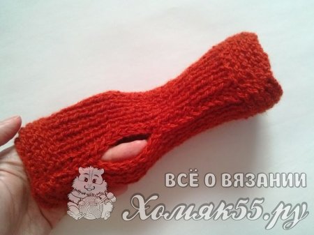Шапка и митенки спицами