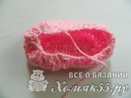 Пинетки для малышки крючком