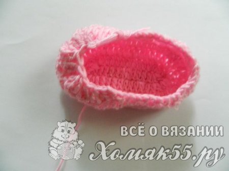 Пинетки для малышки крючком