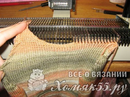Вязаный свитер на мальчика 8-9 лет