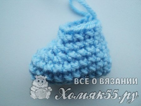 Сувенир «Валенки» крючком