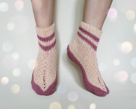 Носочки на 2 спицах для уютной и теплой осени